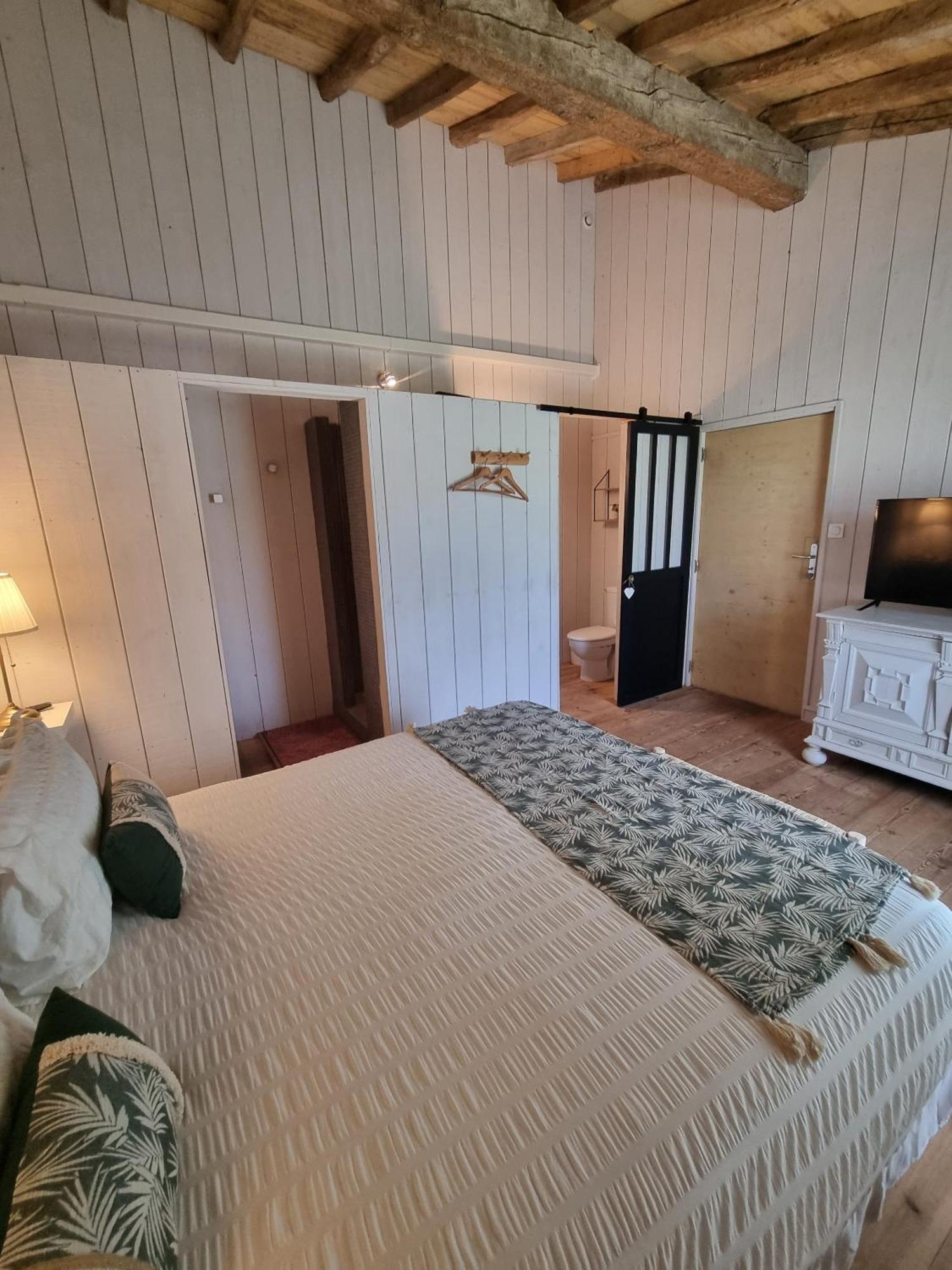 Lariviere Bed & Breakfast *